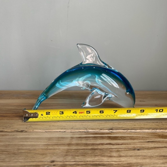 Fifth Ave Crystal Glass Dolphin Figurine - Picture 7 of 8